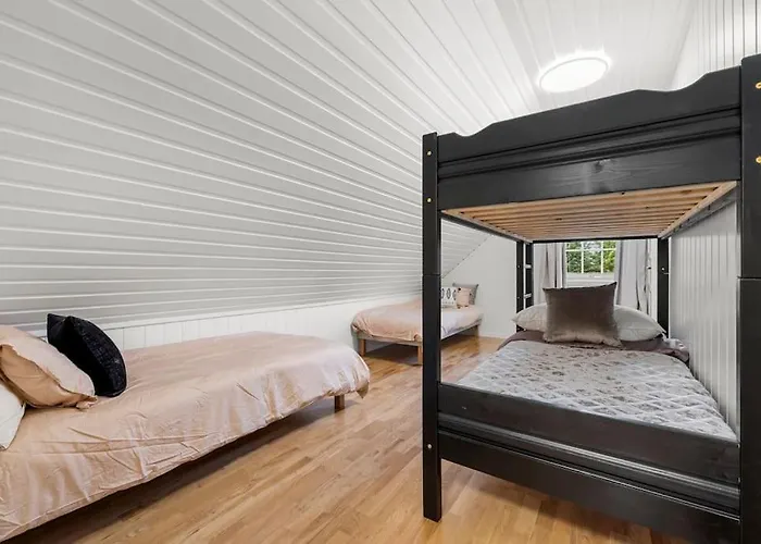 Villa Sentral Og Fin Enebolig I Lillestrom